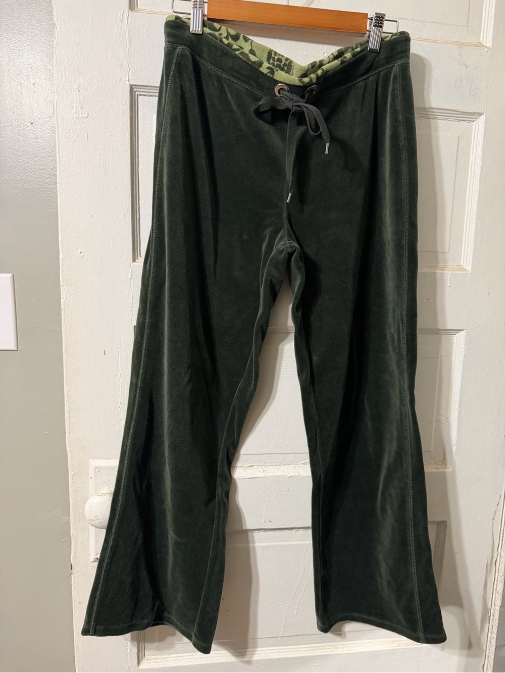 N.Y.L. Y2K Forest Green Velour Flare Pants Floral Waistband Medium